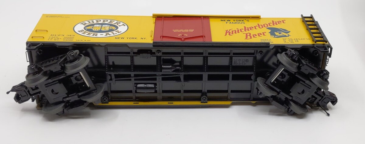 MTH 20-94170 O Knickerbocker Beer Reefer Car