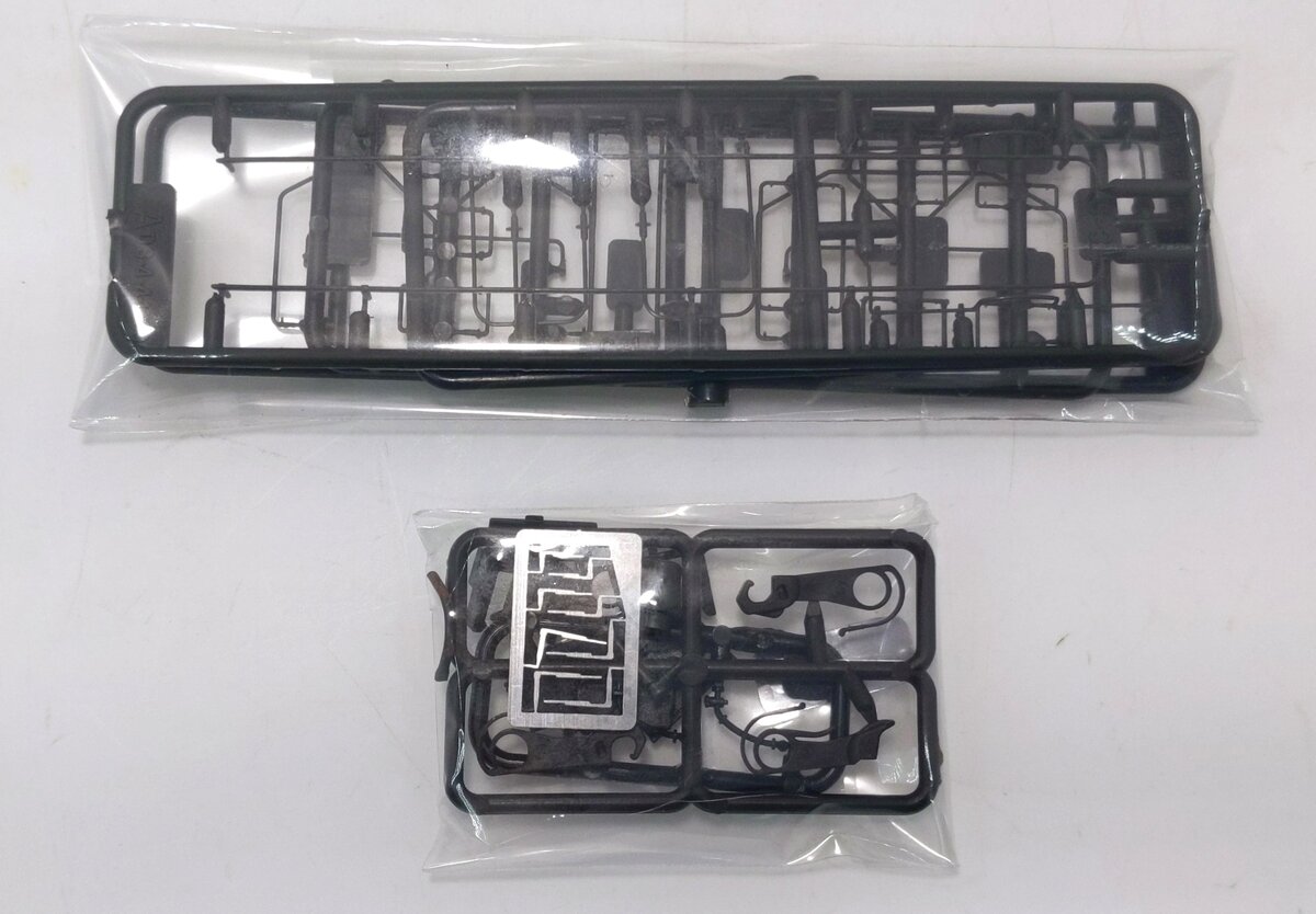 Stewart 4817 HO Reading Baldwin DS-4-4-1000 Diesel Locomotive #714