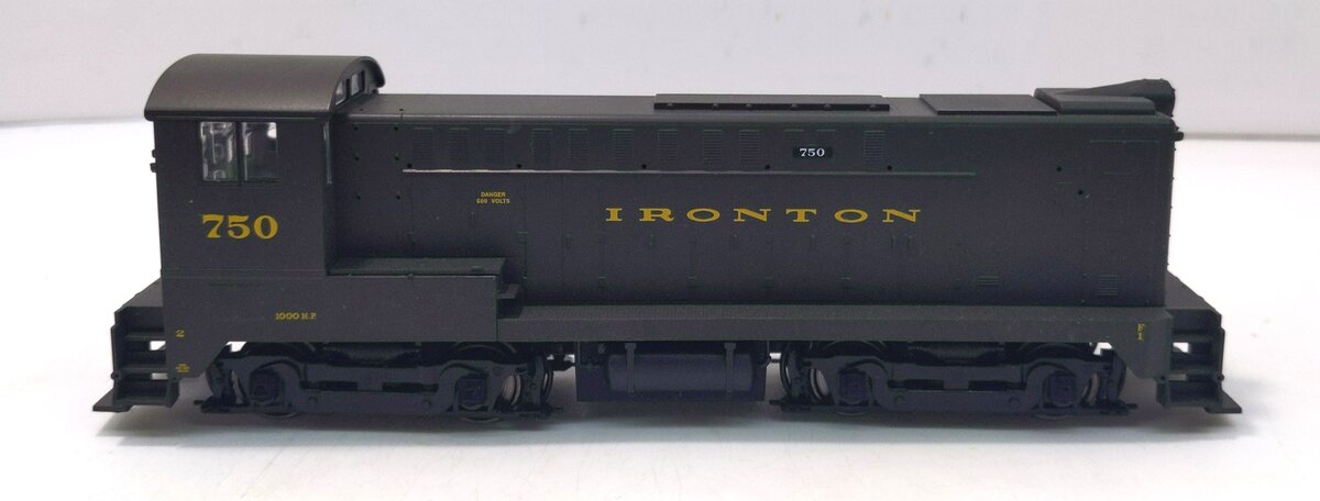 Stewart 4821 HO Ironton Baldwin DS-4-4-1000 Diesel Locomotive #750