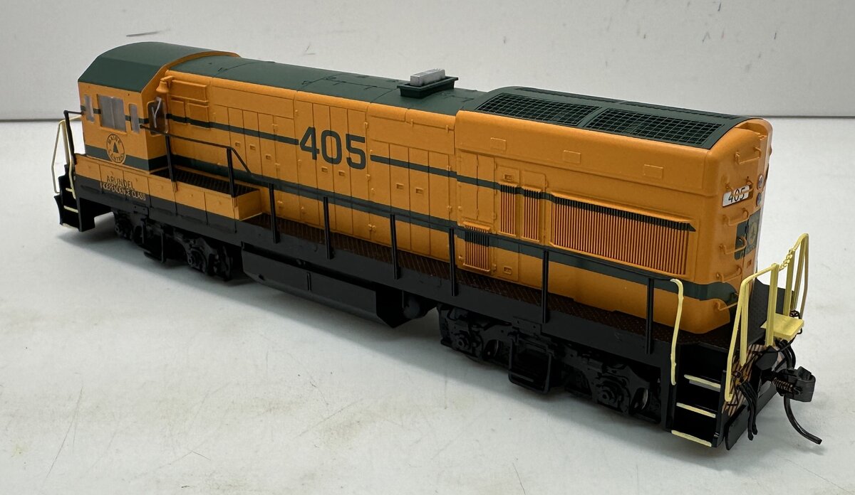 InterMountain 49451-02 HO Scale Maine Central U18B Diesel Locomotive #405 LN/Box
