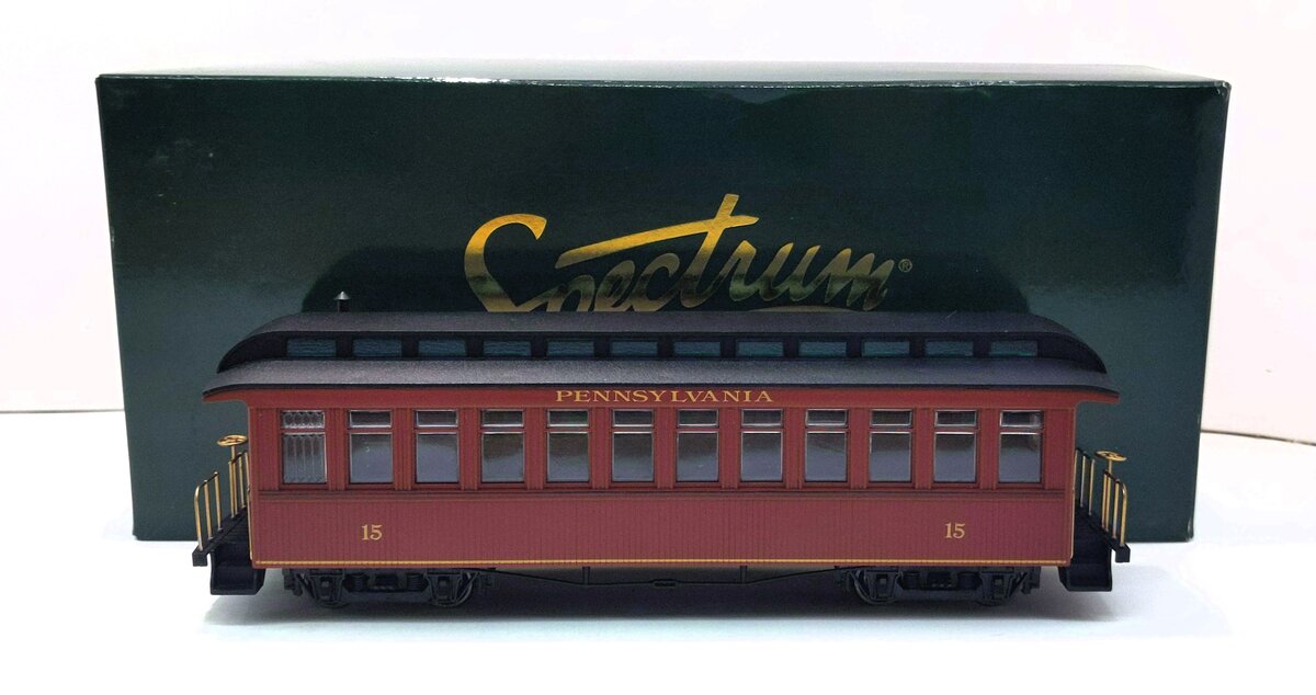 Bachmann 26314 On30 Pennsylvania Coach Passenger Car  LN/Box