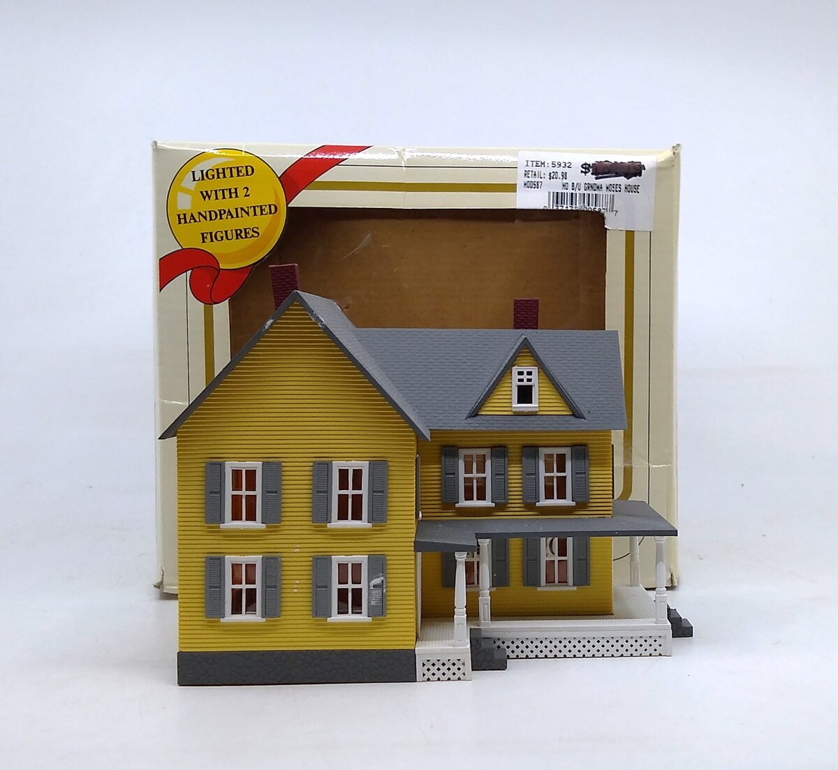 Model Power 587 HO Scale Grandma Moses' House Assembled Lighted W/2 Figures