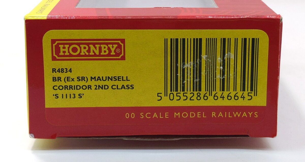 Hornby R4834 OO BR Maunsell Corridor 2nd Class Passenger Coach #S1113S