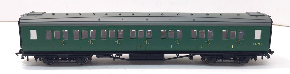 Hornby R4839 OO British Railways Maunsell Composite Passenger Coach #S5673S LN/Box