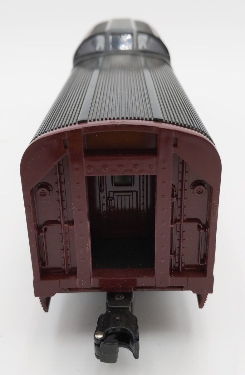 Lionel 6-9567 O Gauge Norfolk & Western Aluminum Vista Dome Car #582 LN/Box