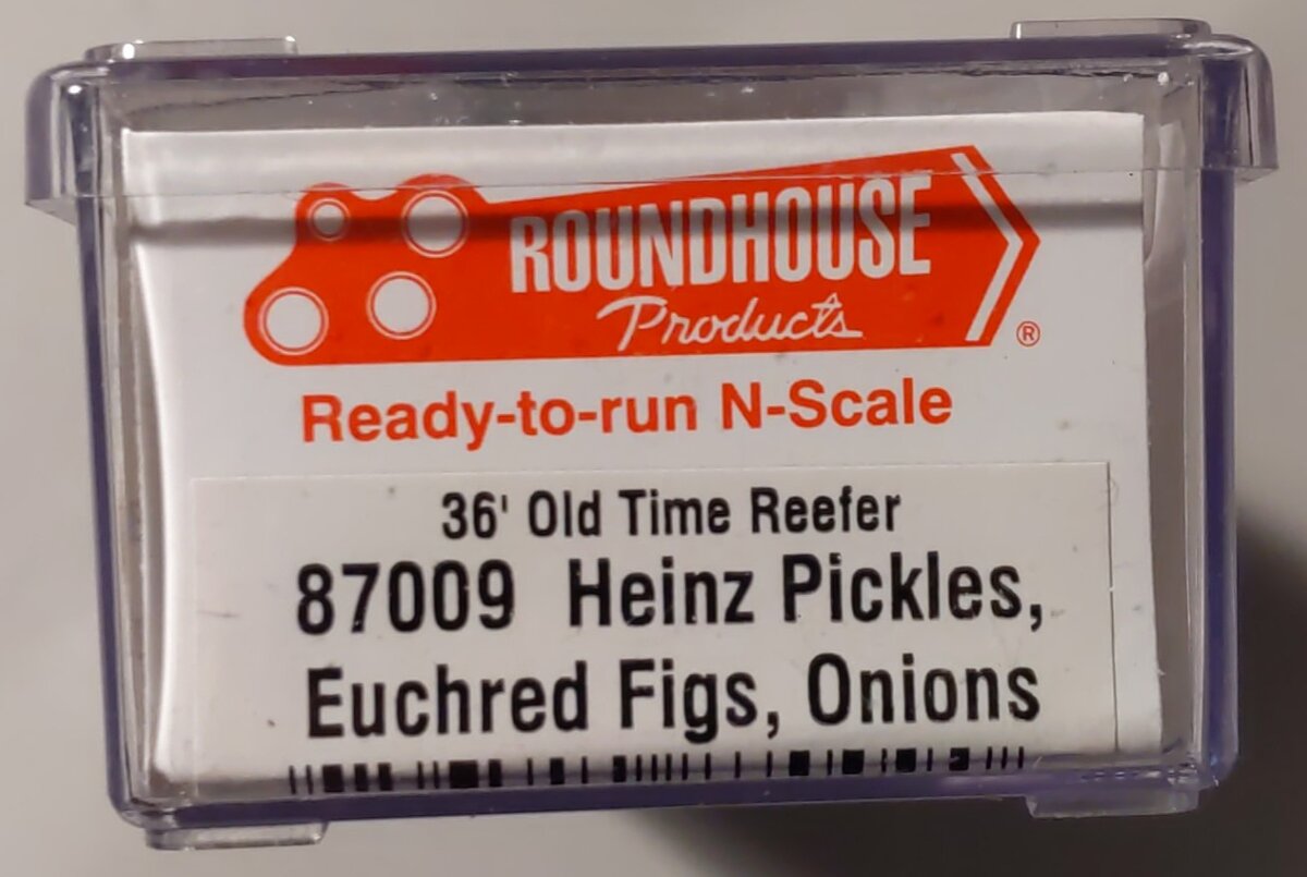 Roundhouse 87009 N Scale Heinz Pickles Reefer Car #484