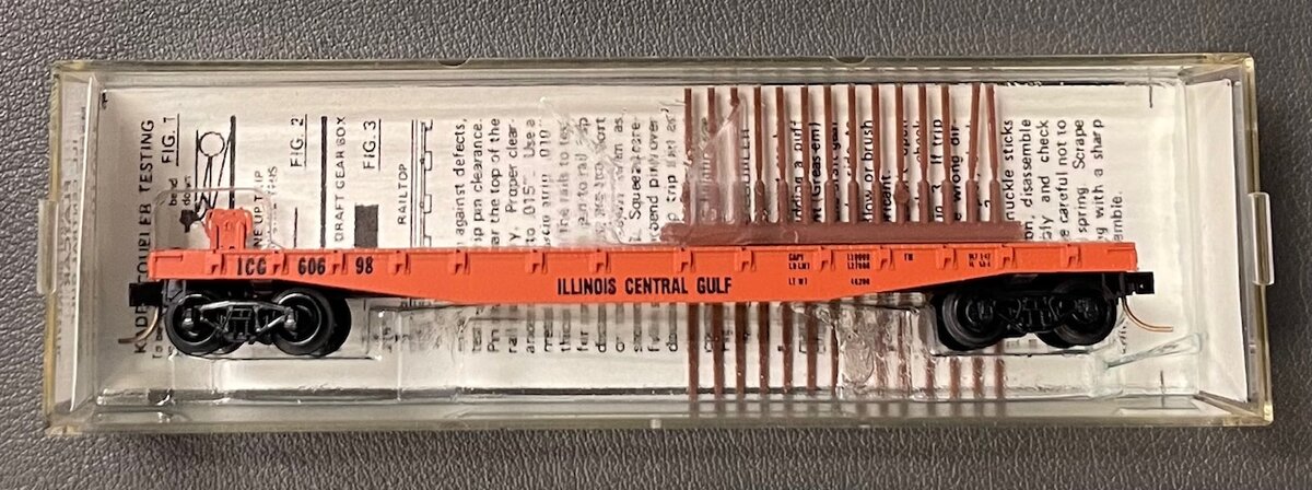 Micro-Trains 04500010 N Illinois Central Gulf 50' Fishbelly Side Flatcar #60698