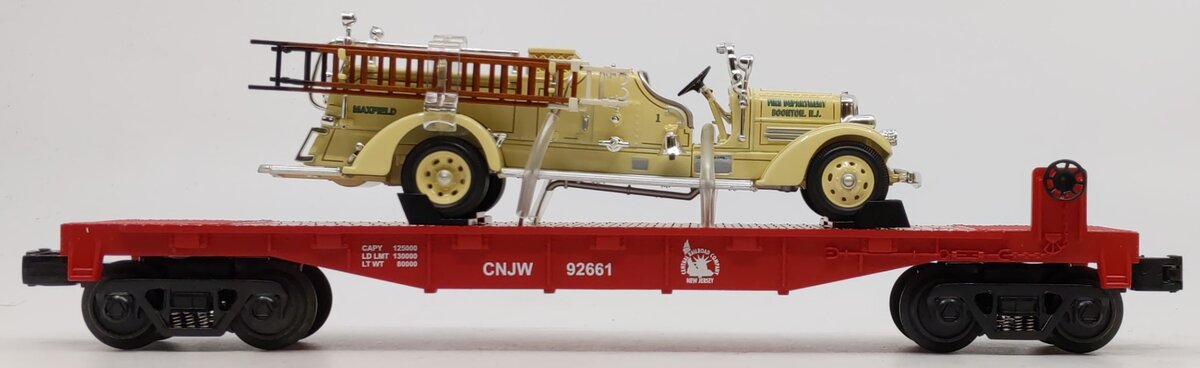 MTH 30-76273 O Gauge Jersey Central Flatcar with Cream Fire Truck #92661