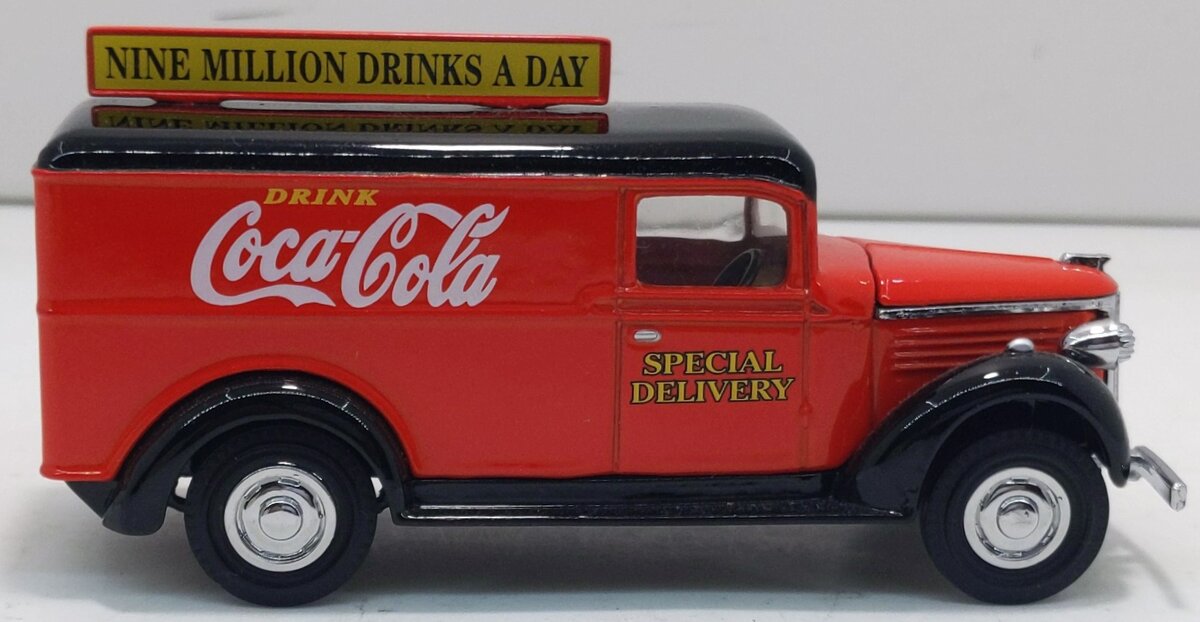 Matchbox YPC02-M 1:43 Scale Coca-Cola 1937 GMC Van