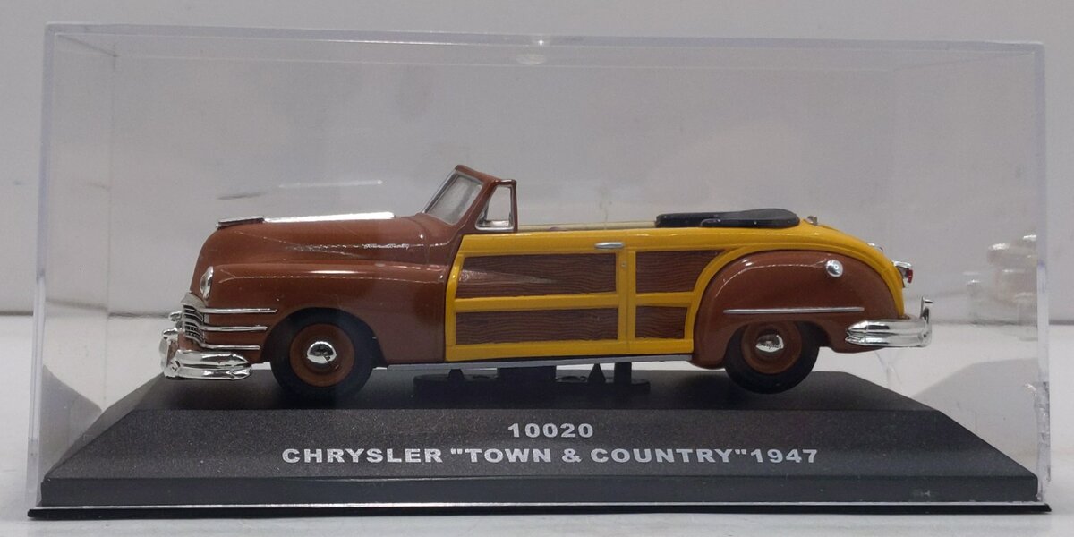 Sun Star 10020 1:43 Scale Die-Cast 1947 Chrysler Town & County Open Convertible EX/Box