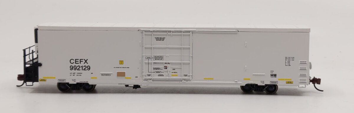 BLMA Models 15911 N Scale CEFX 64' Reefer Car #992129