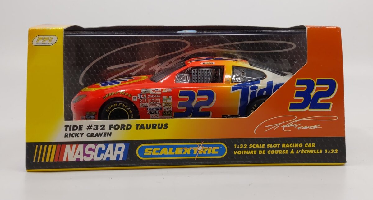 Scalextric #32 1:32 Ford Taurus Tide NASCAR Slot Car LN/Box