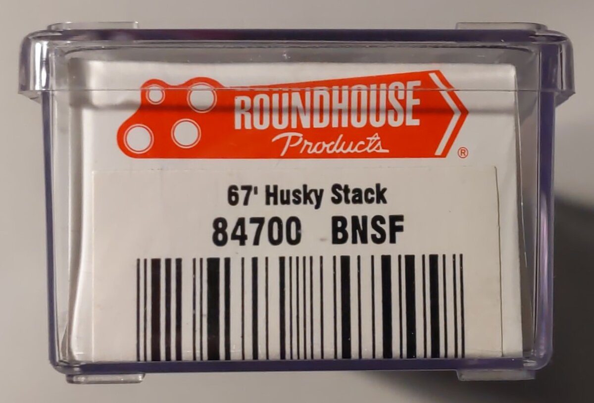 Roundhouse 84700 N Scale BNSF 67' Husky Stack Car #240566 NIB