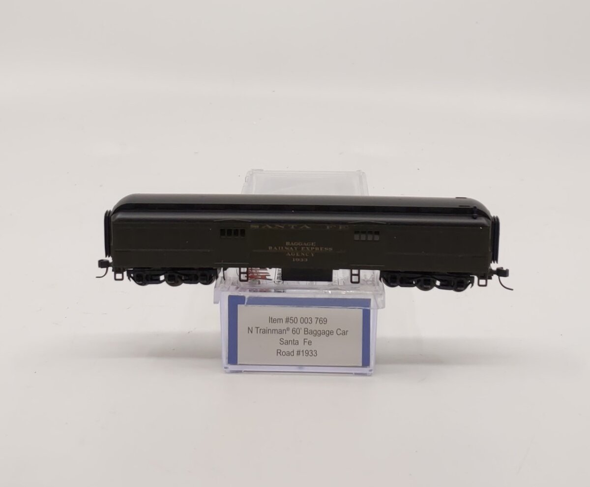 Atlas 50003769 N Santa Fe Trainman® ACF® 60' Baggage Car #1933