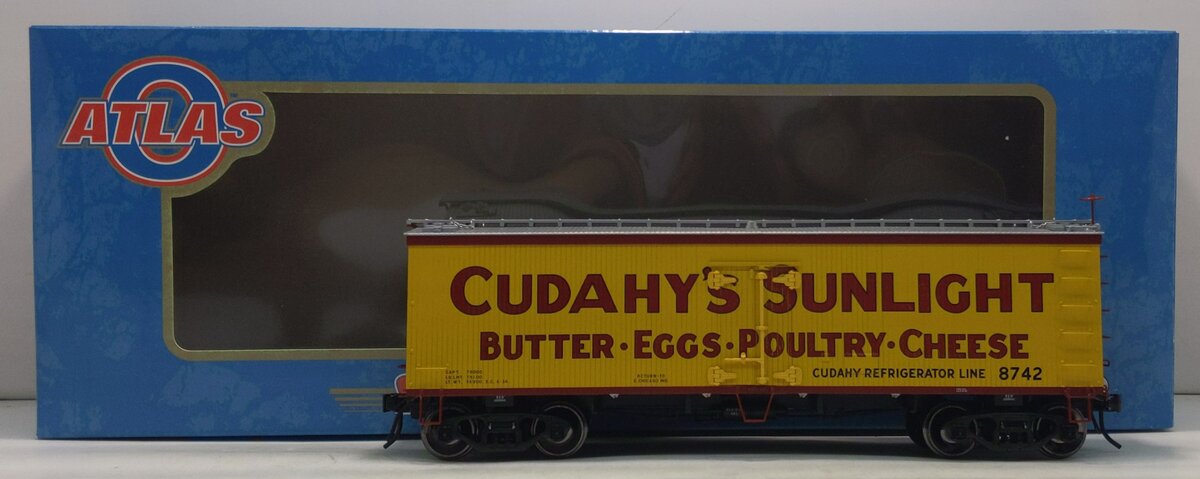 Atlas 9069-1 "O-Scale" Cudahy's Sunlight 36' Wood Reefer Car #8742 - (2-Rail)
