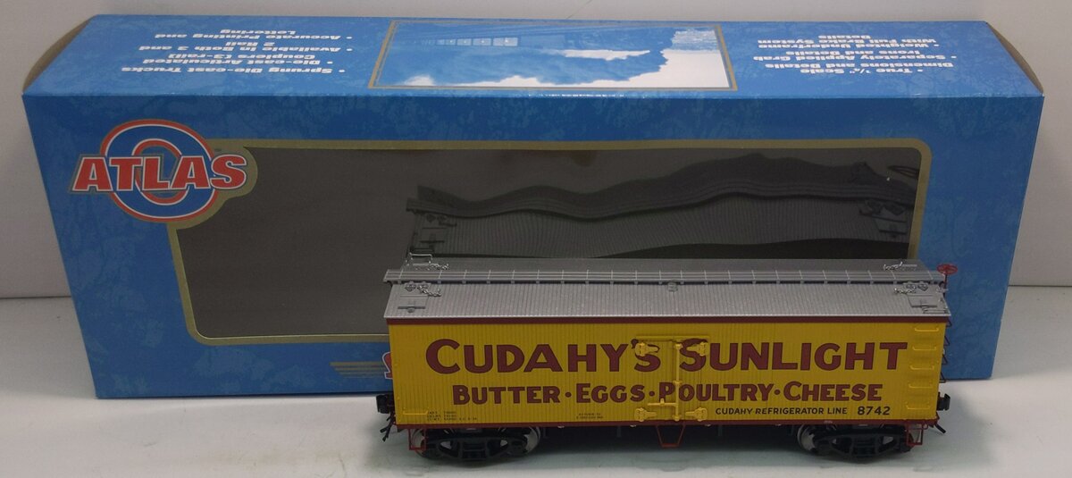 Atlas 9069-1 "O-Scale" Cudahy's Sunlight 36' Wood Reefer Car #8742 - (2-Rail)