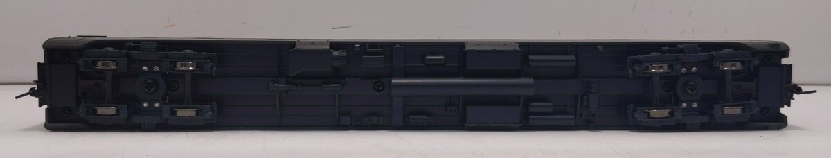 Walthers 932-9311 HO Scale NYC 20th Century Limited 4-4-2 Sleeper Car LN/Box