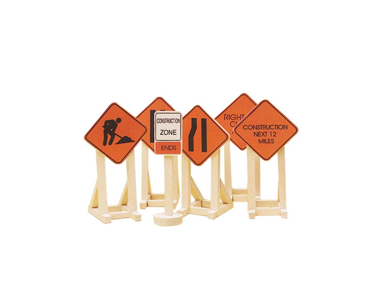 Lionel 6-32902 O Scale Construction Zone Signs (Set of 6) LN/Box