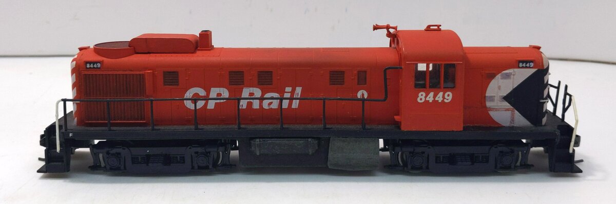 Stewart Hobbies 2110 HO CP Rail RS-3 Phase II Powered Diesel Locomotive #8449 EX/Box