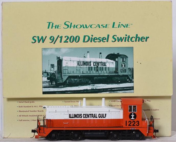 S-Helper Service 00432 S Gauge Illinois Central Gulf Sw-9 Switcher Locomotive EX/Box