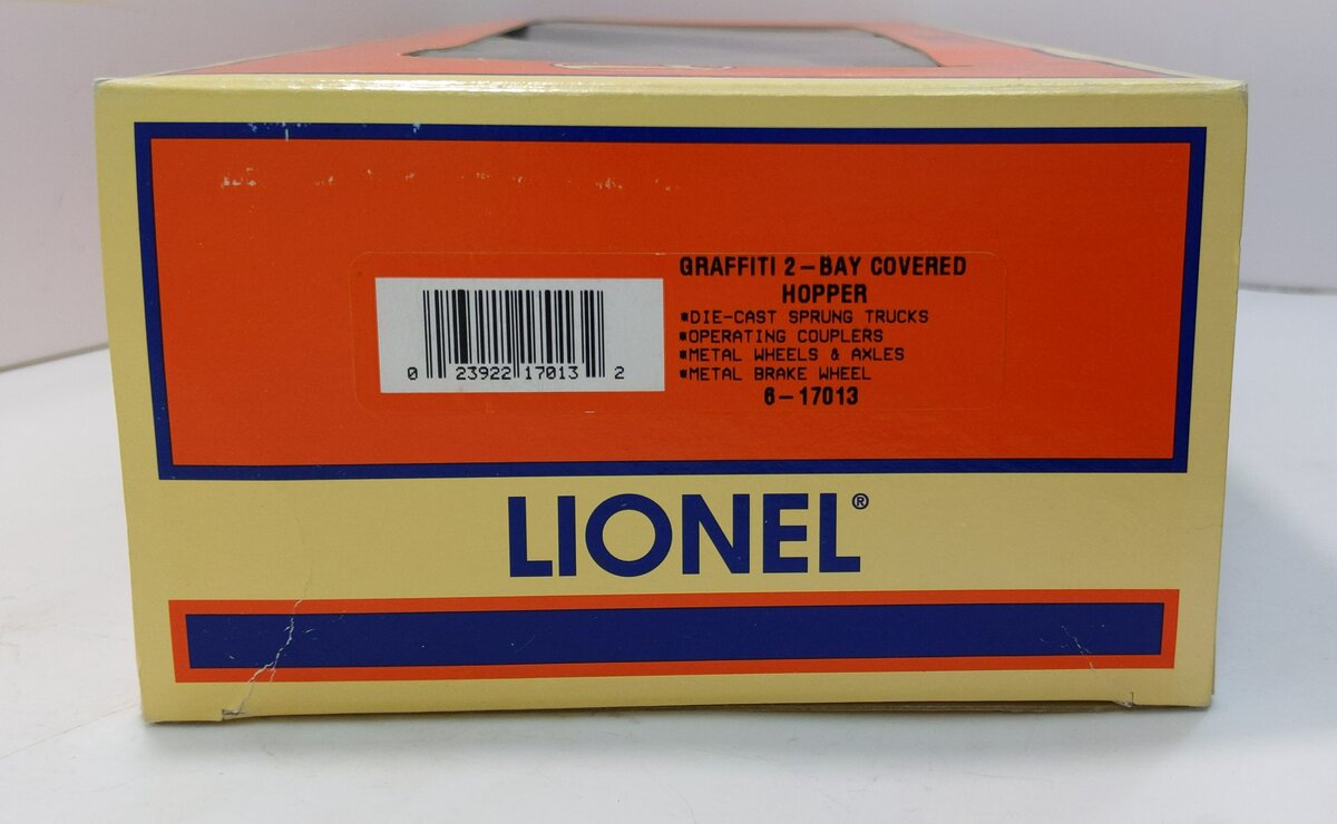 Lionel 6-17013 O Gauge New York Central Graffiti 2-Bay Covered Hopper #17000 LN/Box