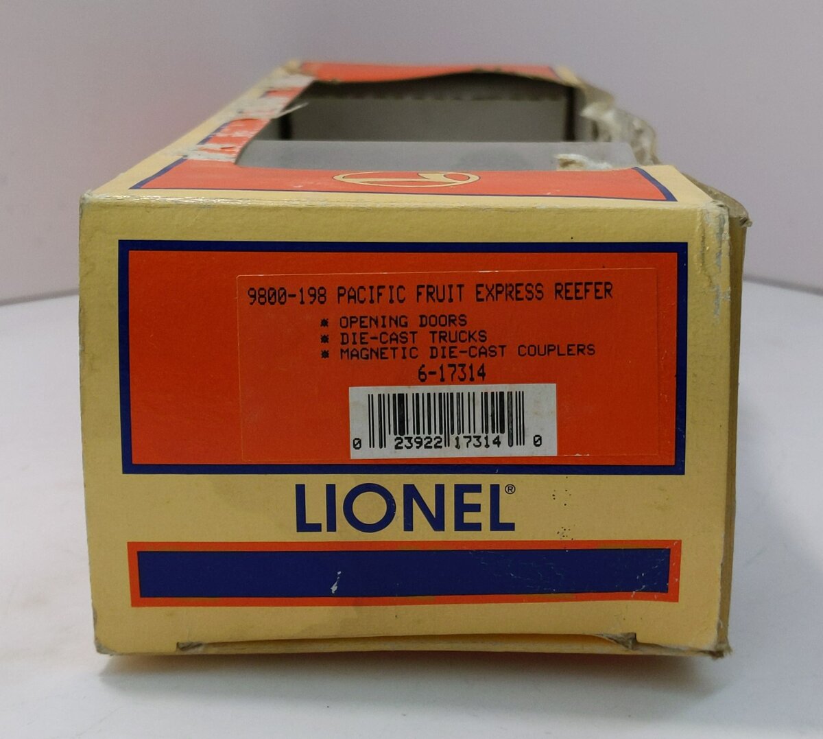 Lionel 6-17314 O Gauge Pacific Fruit Express Reefer #9800-198 LN/Box