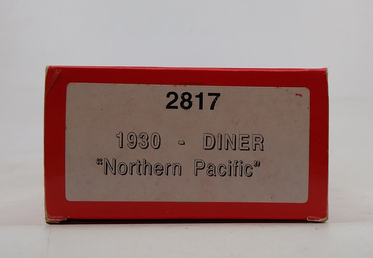 Rivarossi 2817 HO Northern Pacific 1930s Era Streamlined Diner