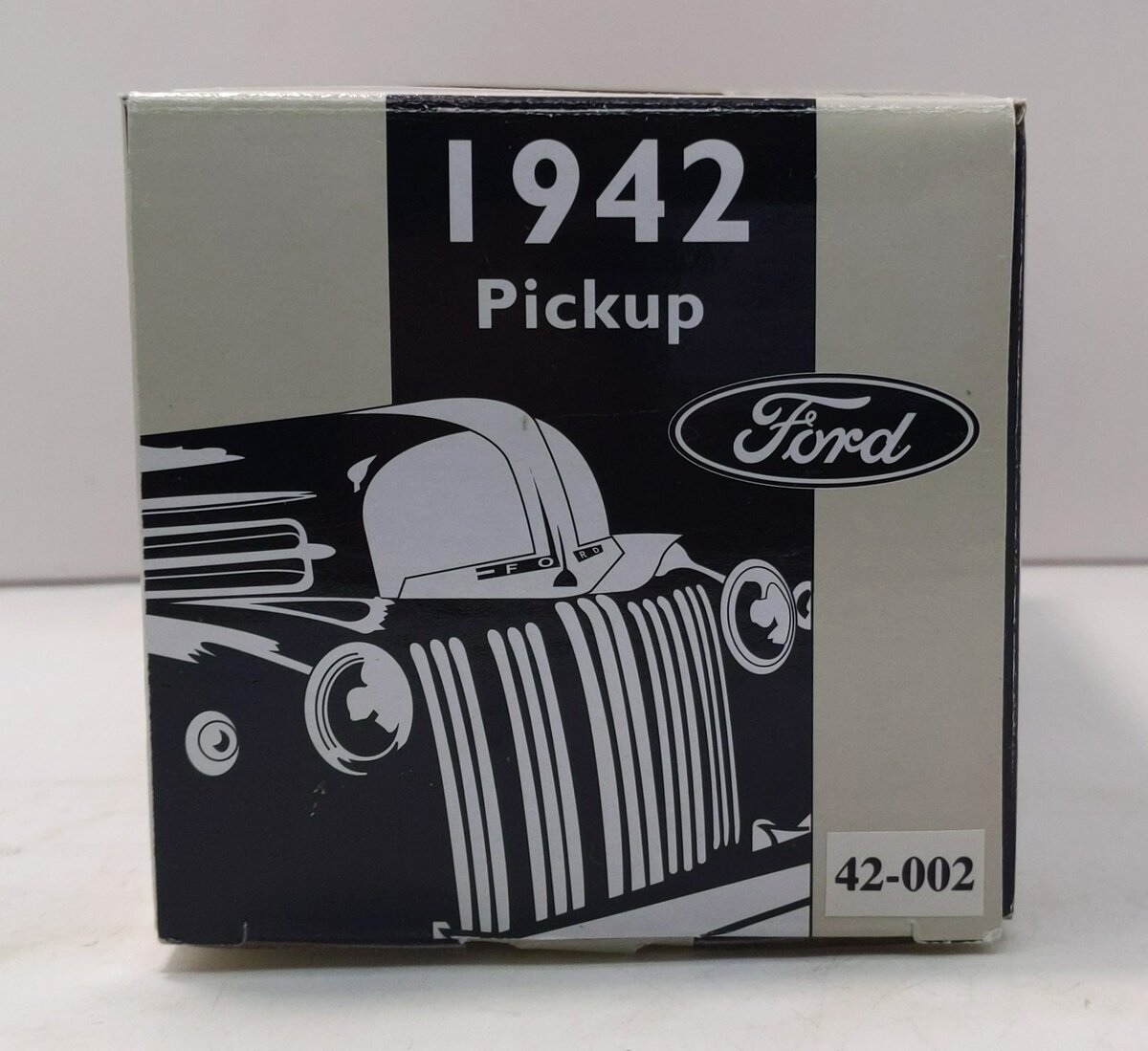 Gearbox 42-002 1:43 Ford 1942 Red Diecast Pickup Truck