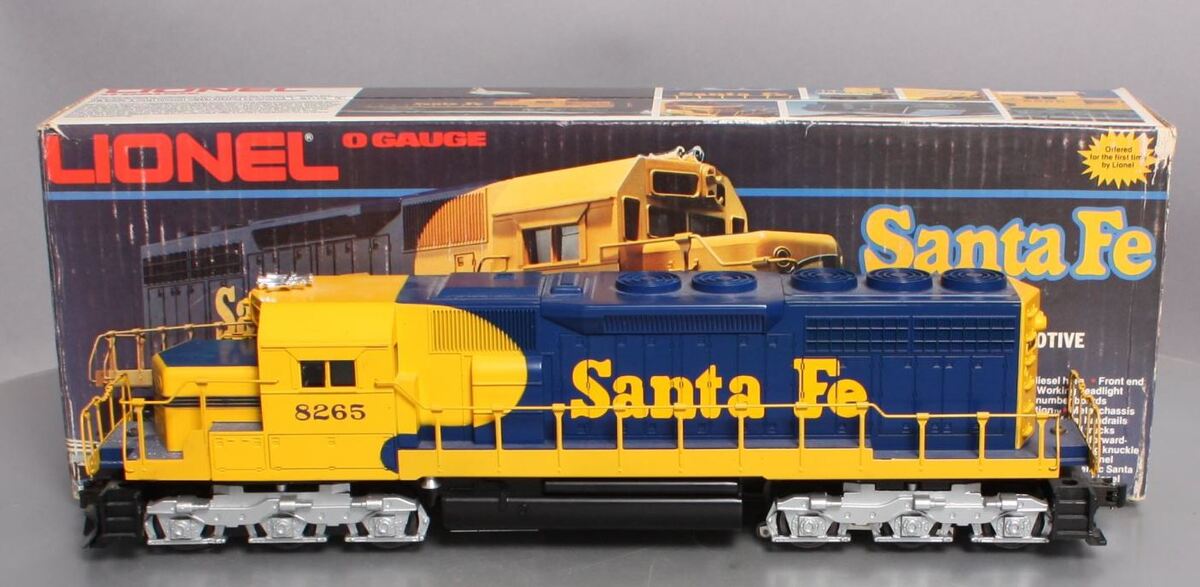 Lionel 6-8265 O Gauge Santa Fe SD-40 Diesel Locomotive LN/Box
