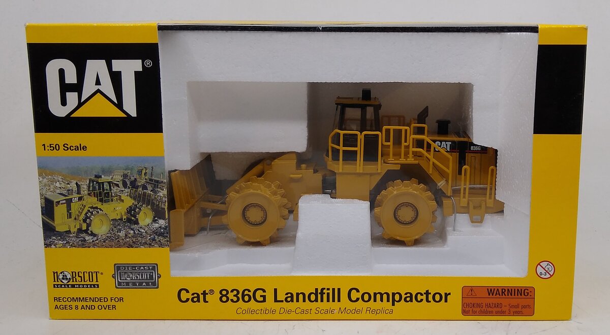 Norscot 55074 1:50 Caterpillar 836G Landfill Compactor NIB