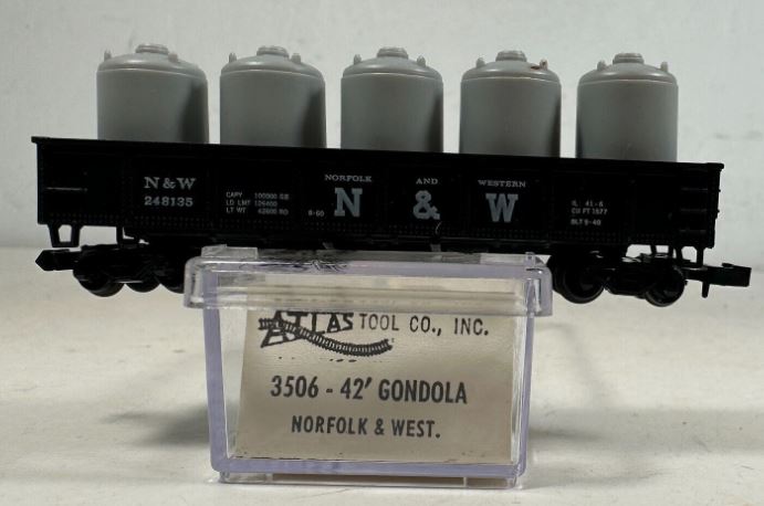 Atlas 3506 N Scale Norfolk & Western Gondola w/Containers