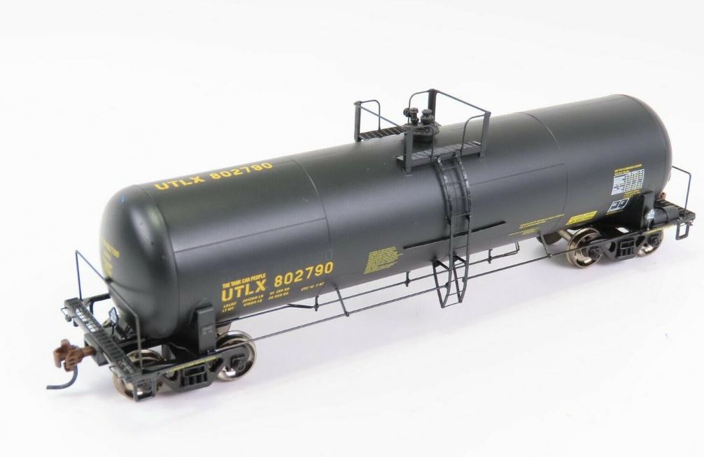 Athearn 73943 HO UTLX 20,900 Gallon Acid Tank Car #802790