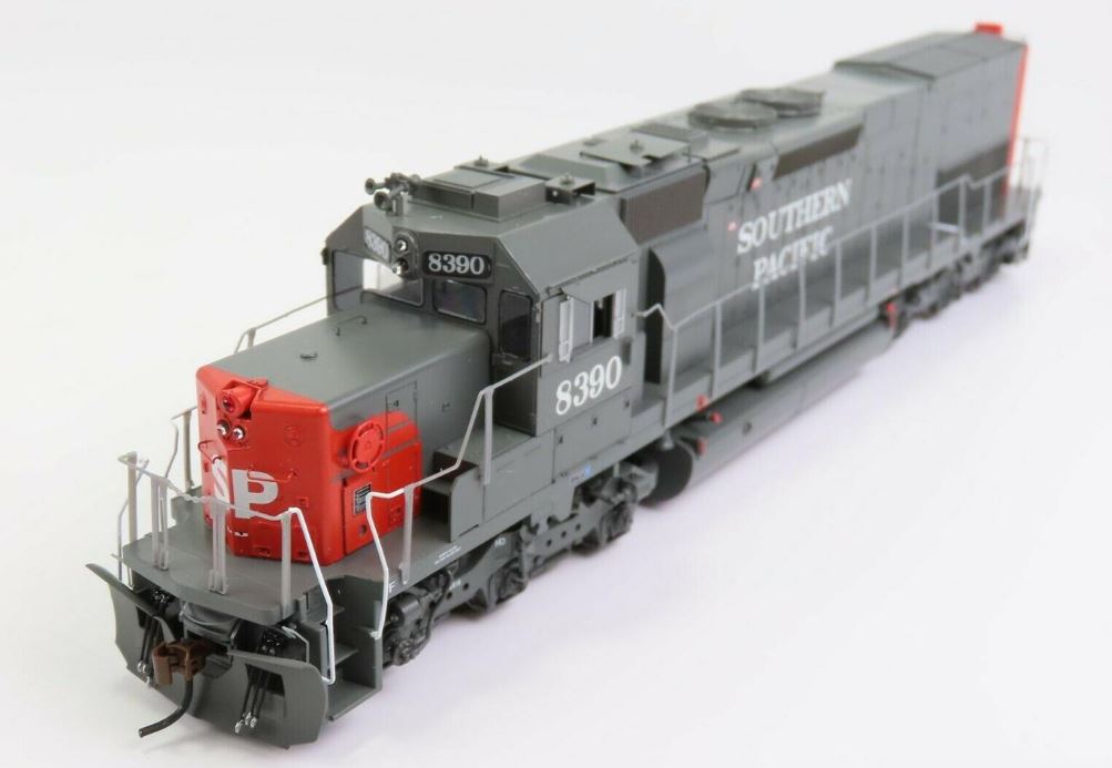 Athearn 95152 HO Southern Pacific SD40T-2 123" Nose Diesel Locomotive #8390