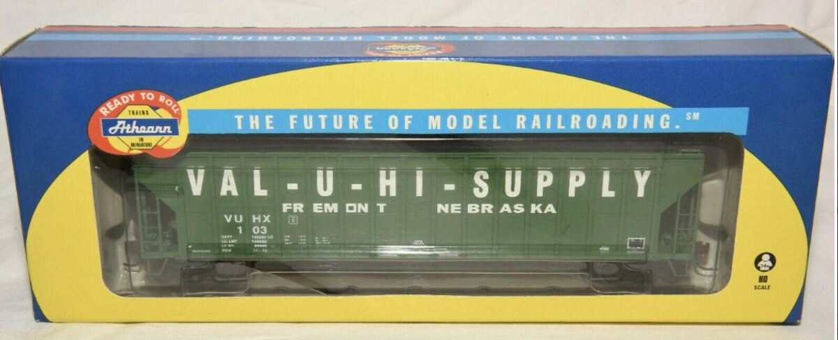 Athearn 73864 HO RTR FMC 4700 Covered Hopper, Val-U-Hi #103