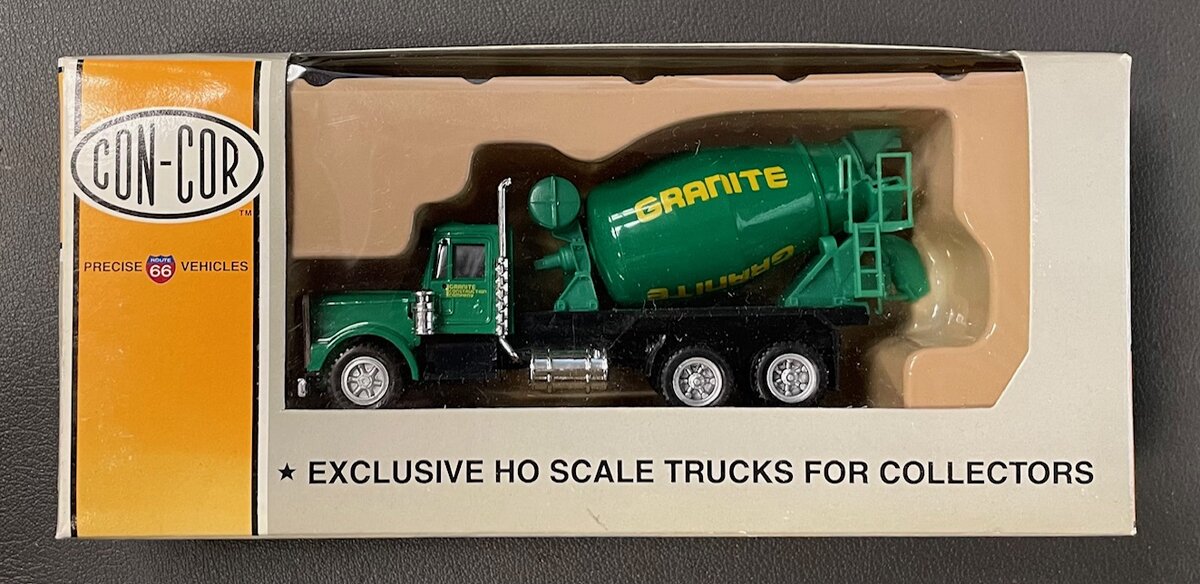 Con-Cor 0004-002027 4002027 HO Scale Concrete Truck Granite