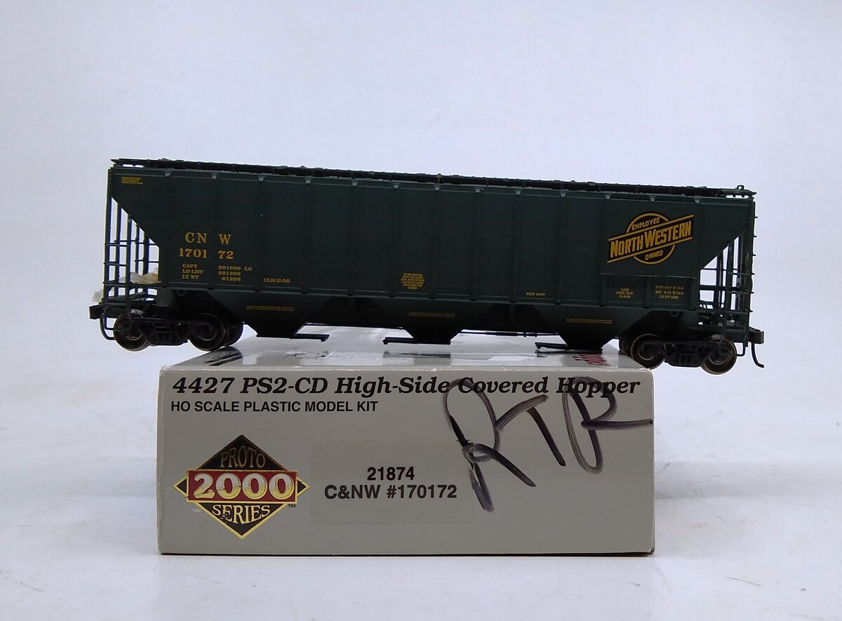 Proto 2000 21874 HO C&NW PS2-CD High Side Covered Hopper Kit #170172 LN/Box