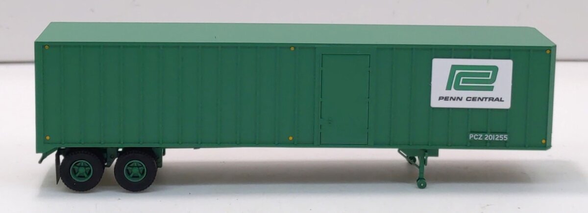 Rapido Trains 403027 HO PC 40' Fruehauf Exterior-Post Volume Van #201255