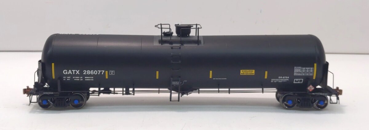 Scale Trains SXT30080 HO GATX Trinity Rail 31,000 Crude Oil Tank Car #286077