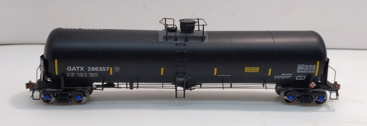 Scale Trains SXT30096 HO GATX Trinity Rail 31,000 Crude Oil Tank Car #286357