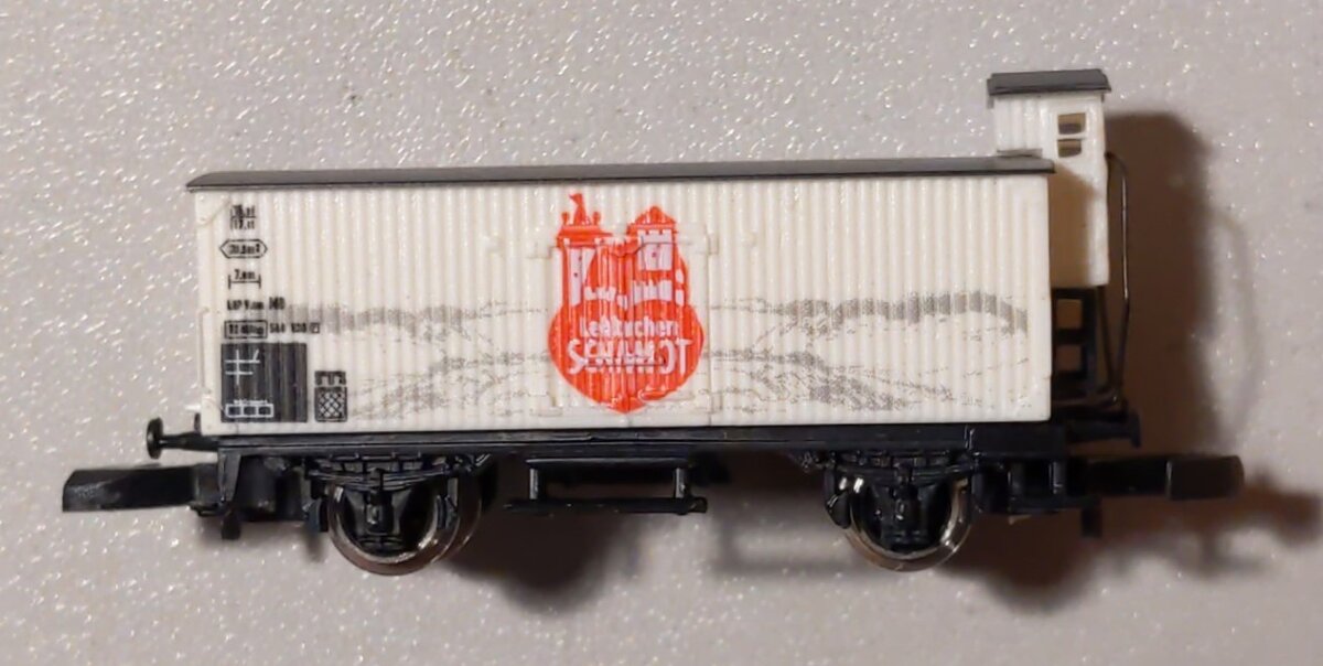 Marklin 98071 Z Scale Lebkuchen Schmidt Advertising Car with Brakeman's Cabin LN