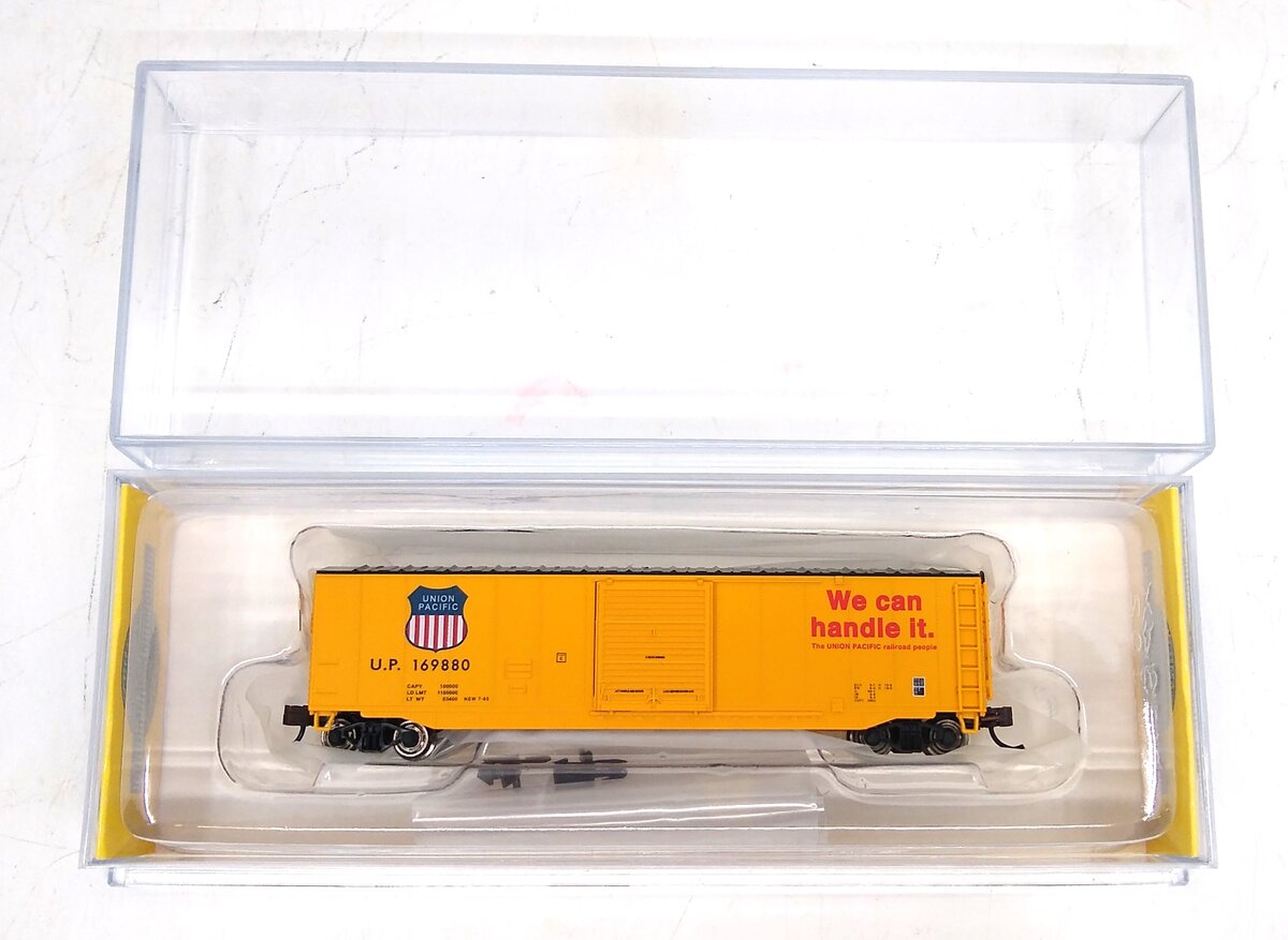 Bachmann 19455 N Scale Union Pacific 50' Sliding-Door Boxcar No Roofwalk