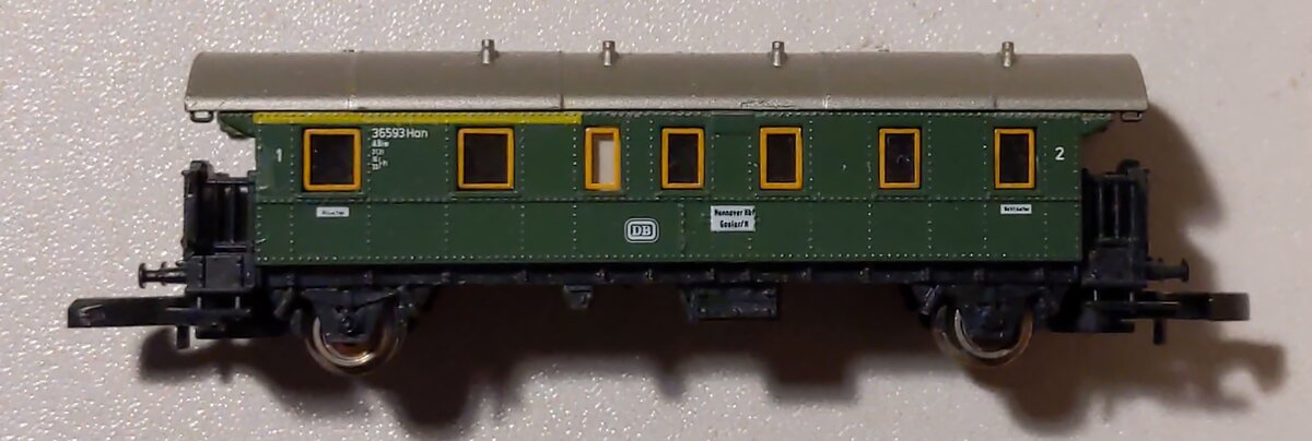 Marklin 8750 Z Scale Mini Club DB 1/2 Class Local Coach – Trainz