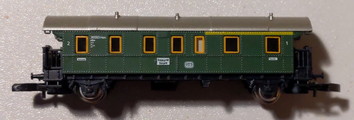 Marklin 8750 Z Scale Mini Club DB 1/2 Class Local Coach – Trainz