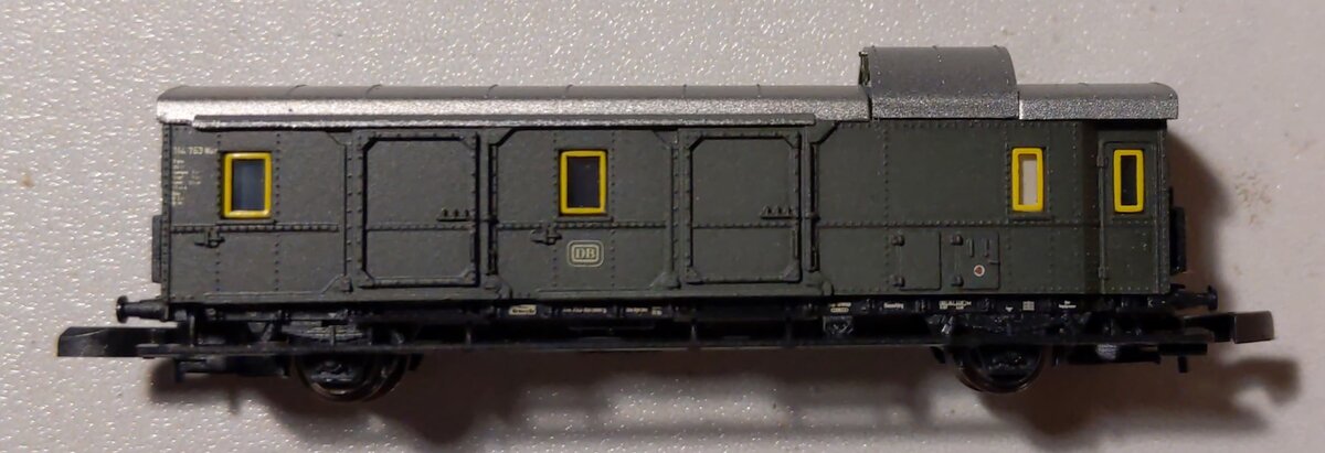 Marklin 87509 Z Scale German Federal Railroad Passenger Car Set (Set of 4)