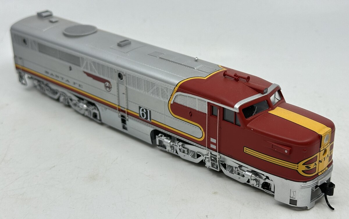 Walthers 910-20082 HO Santa Fe Alco PA Diesel Locomotive ESU Sound & DCC #61L