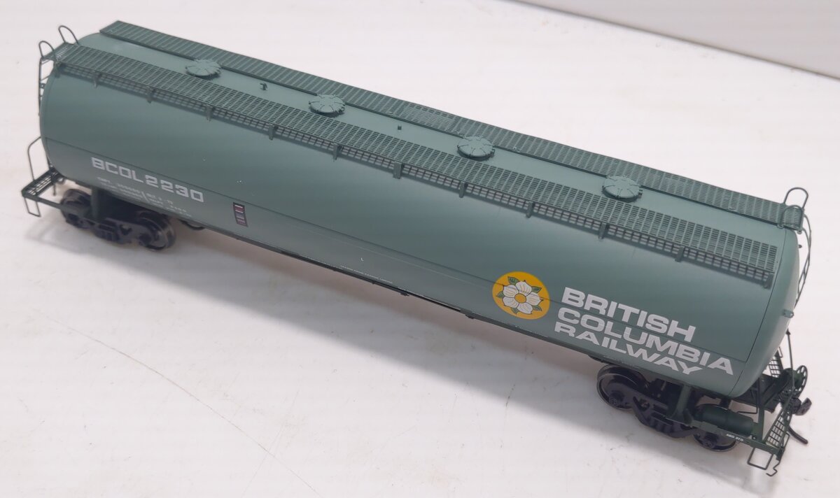 InterMountain 48902-06 HO Scale BCOL Tank Car #2230 LN/Box