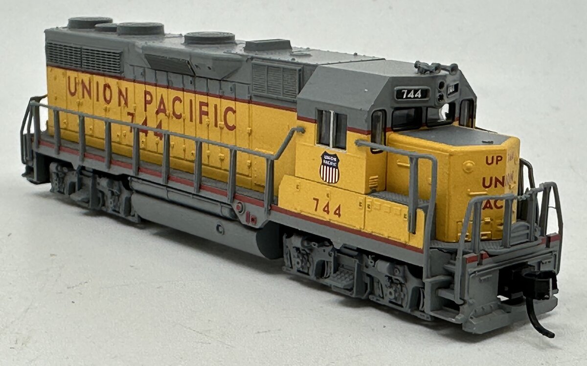 Atlas 40000747 N Scale Union Pacific GP35 Diesel Locomotive #744