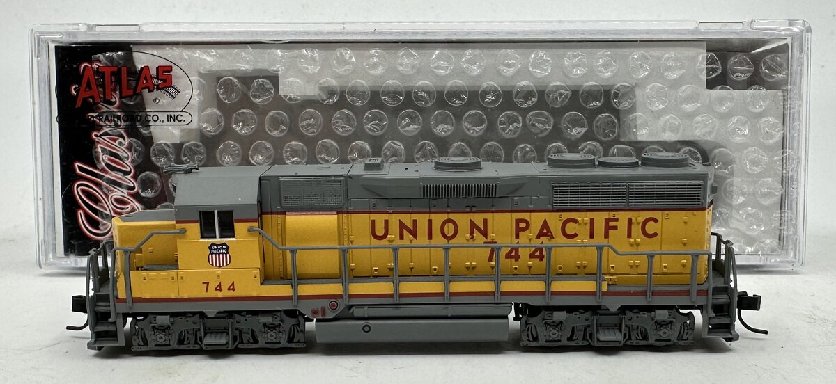 Atlas 40000747 N Scale Union Pacific GP35 Diesel Locomotive #744
