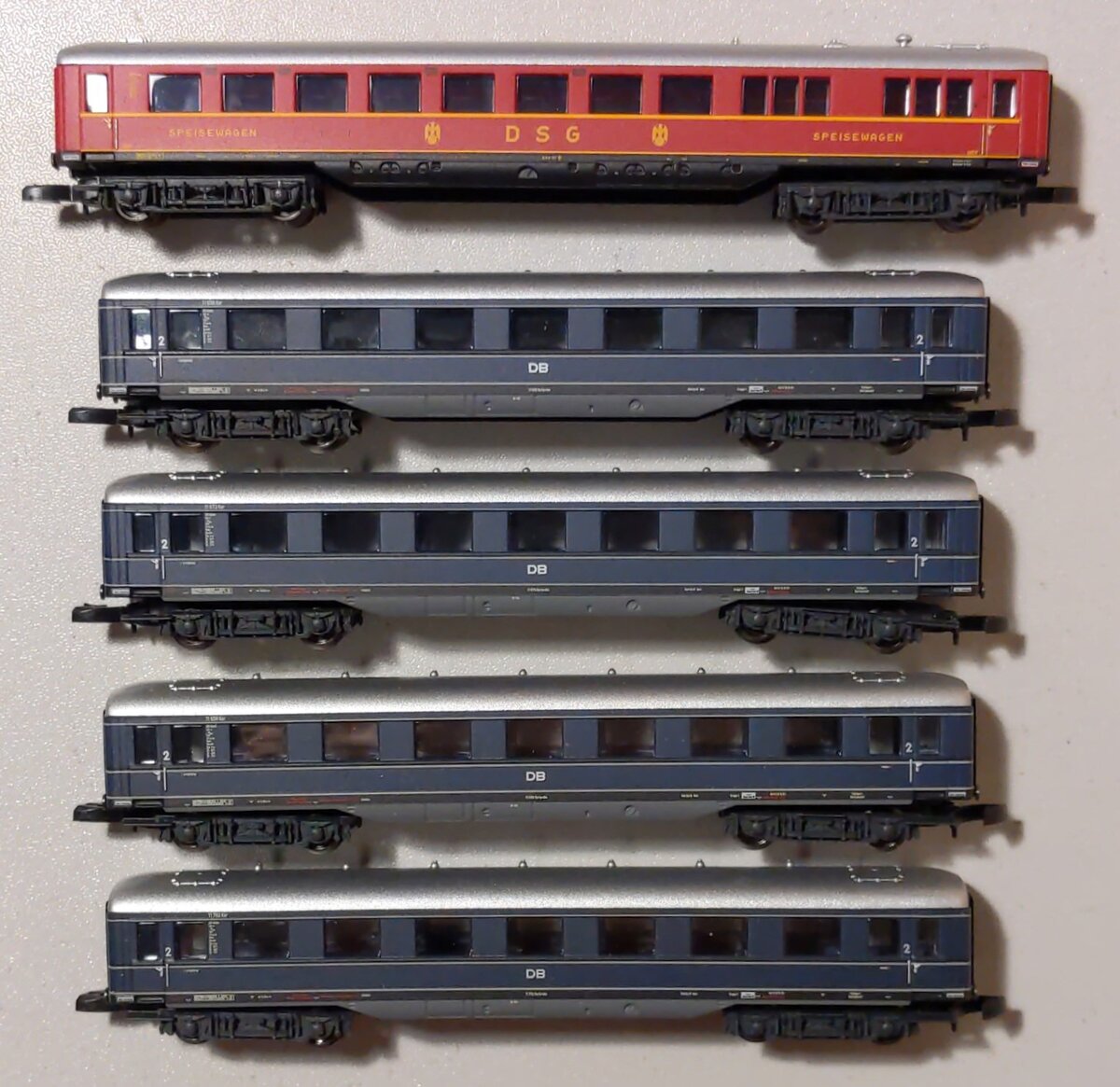 Marklin 87357 Z DB Express Train Skirted Passenger Cars (Set of 5)