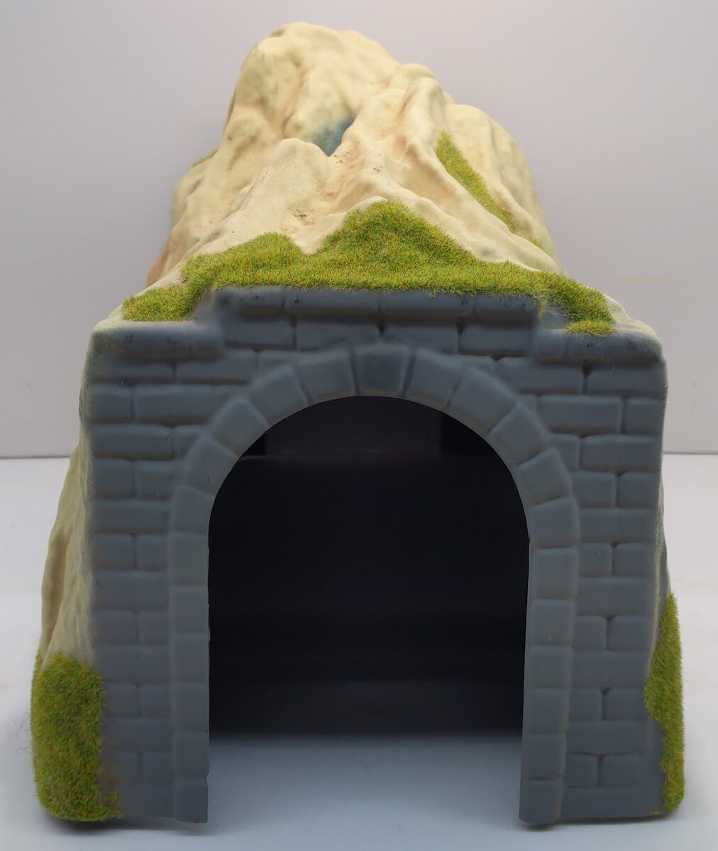 Model Power 6090 O Scale Staight Tunnel